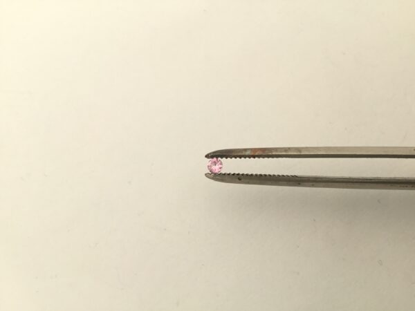 natural-pink-sapphire-0.12ct